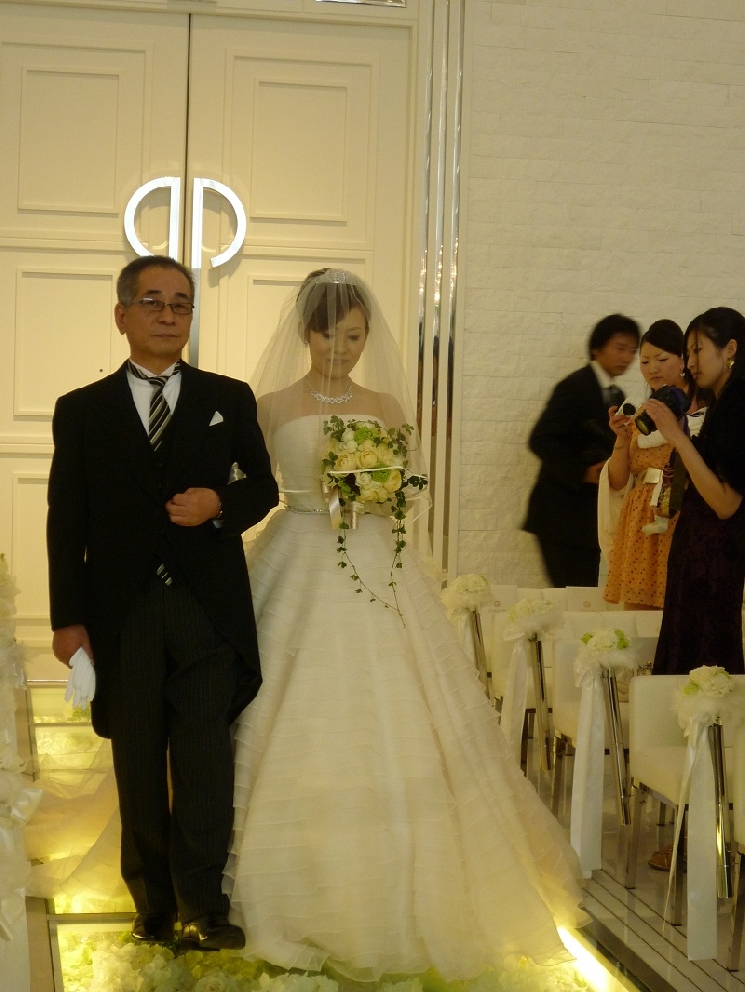 Ｈａｐｐｙ　ｗｅｄｄｉｎｇ